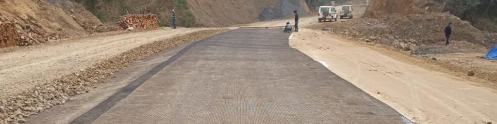 Mechanical-soilstabilization-using-uniaxial-geogrids.jpeg