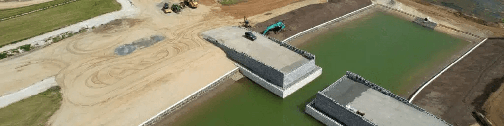 StrataGrid® uniaxial geogrids used to improve load bearing capacity for a bridge